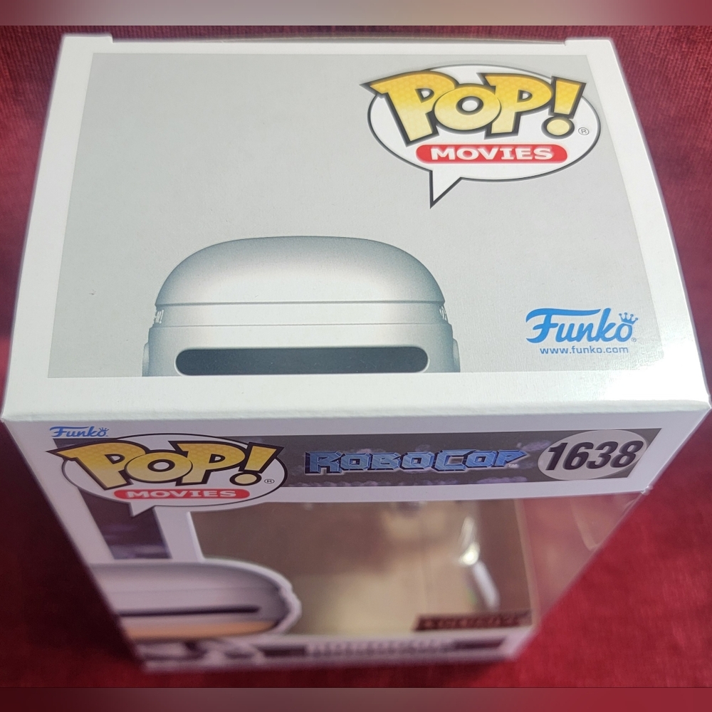 Robocop entertainment earth exclusive funko # 1638 (nib) With pop protector - Picture 4 of 7